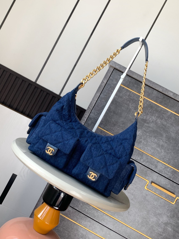 Chanel 25C HOBO King of the Bag Large Size Washed Denim
