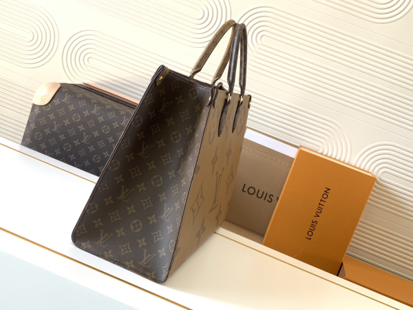 LV Onthego Women's Handbag Shoulder Bag Oversized Capacity - Image 3