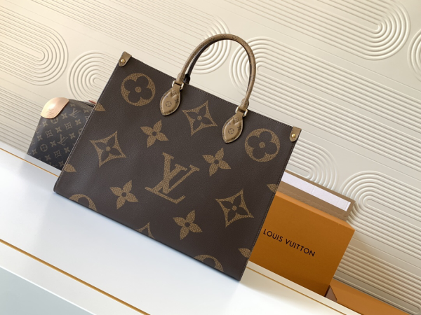 LV Onthego Women's Handbag Shoulder Bag Oversized Capacity - Image 2