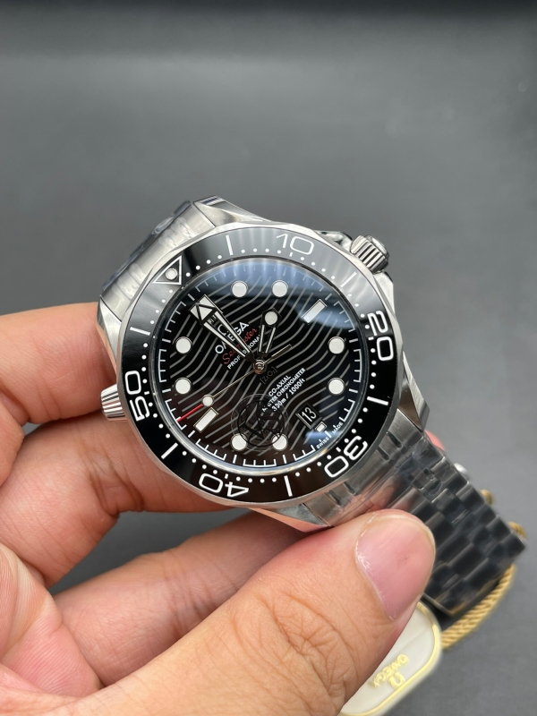 Omega Seamaster Hot Sale Men's Automatic Mechanical Watch Wave Pattern Dial Steel Strap 42mm - Image 3