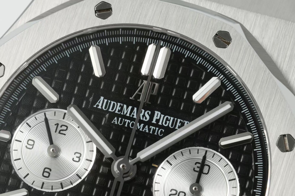 Audemars Piguet Royal Oak 26331 Chronograph Translucent Special Men's Watch - Image 4