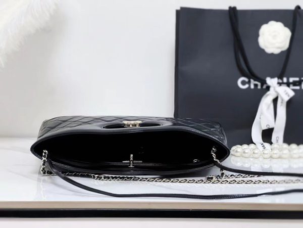 Chanel 31 Handbag Women's Shoulder Bag Oil Waxed Leather - Image 4