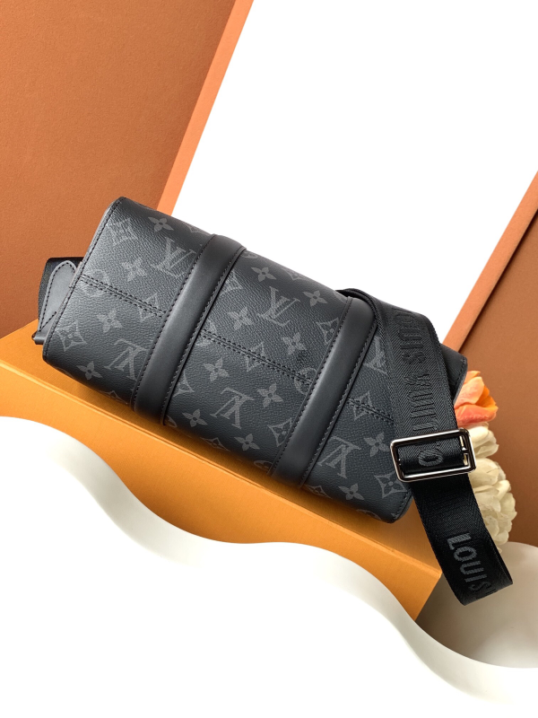 LV CIYT KEEPALL Handbags Men's Fashion Bags - Image 4
