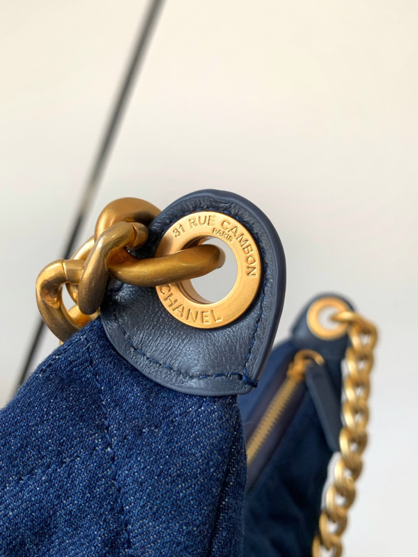 Chanel 25C HOBO King of the Bag Large Size Washed Denim - Image 8