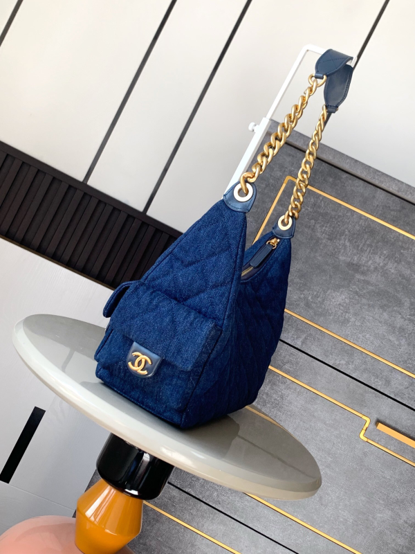 Chanel 25C HOBO King of the Bag Large Size Washed Denim - Image 4