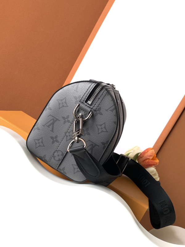 LV CIYT KEEPALL Handbags Men's Fashion Bags - Image 3