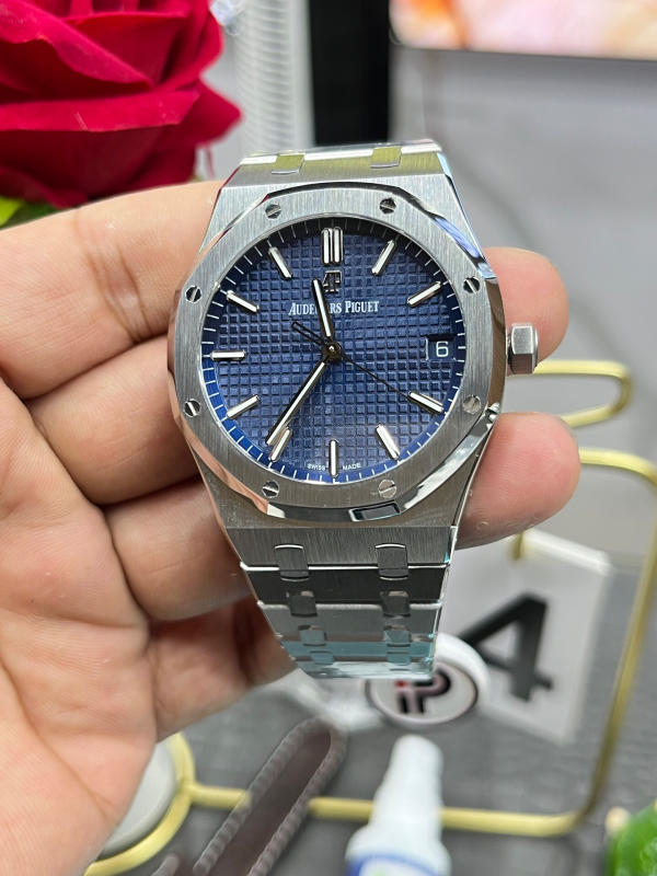 Audemars Piguet Royal Oak Offshore 50th Anniversary Men's Mechanical Watch Calendar - Image 5
