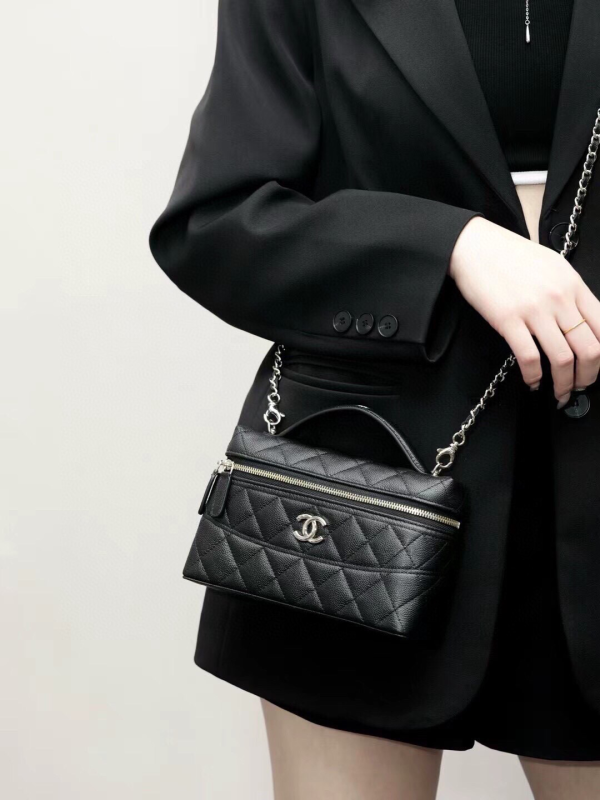 Chanel New 25C Women's Lunchbox Bag Chain Bag Small - Image 6