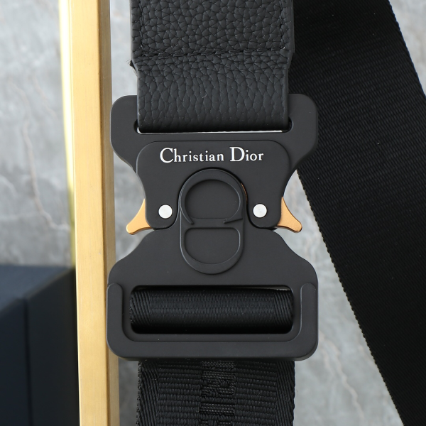 Christian Dior Men's Saddle Bag Adjustable Shoulder Strap - Image 7