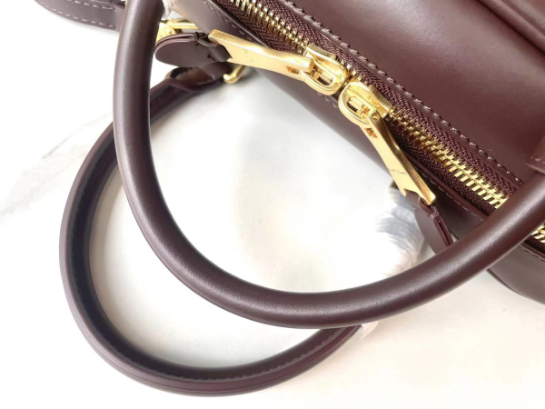 Miu Miu Medium Arcadie Leather Handbag Girls Fashion Bags - Image 10