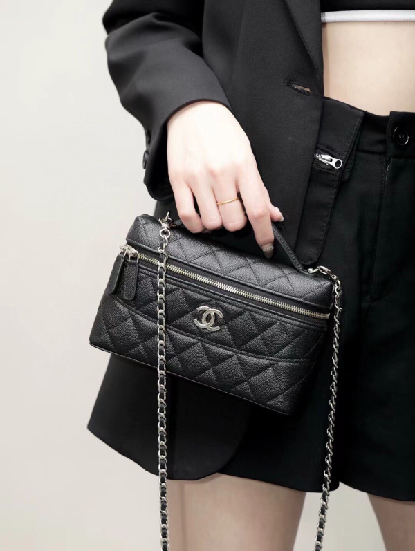 Chanel New 25C Women's Lunchbox Bag Chain Bag Small