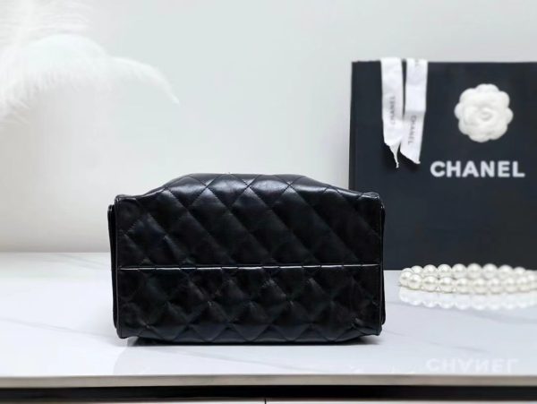 Chanel 25Hobo bag Drawstring Women's Handbag Shoulder Backpack Large Capacity - Image 5