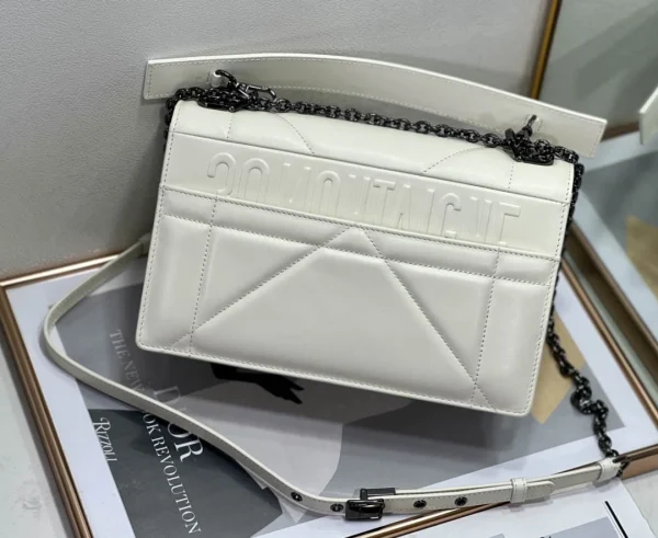 30 Montaigne Chain Clutch: 25.5cm - Image 7