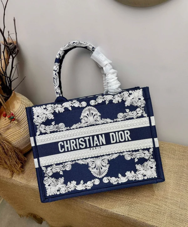 Book Tote Collection Size: 41.5cm 36cm 22cm - Image 8