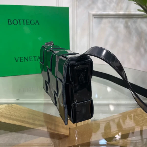 BV Bottega Veneta Cassette bag Size: 23x15cm Black - Image 9