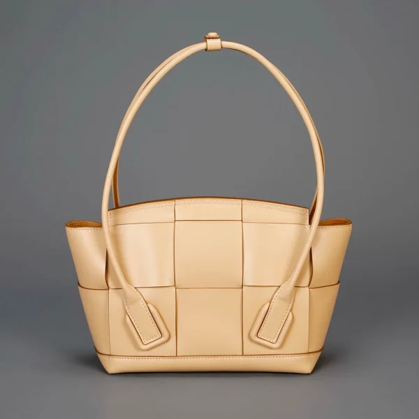 BV Bottega Veneta Arco33 Collection Bag Size: 33x21cm - Image 8