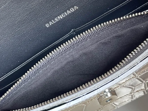 Balenciag Model No.:199 Size:19X12X5cm - Image 3