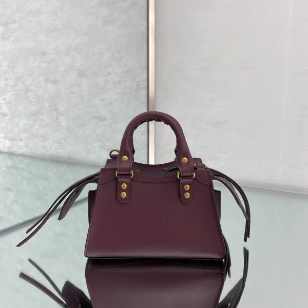 Model: 1993 Size: 13.5*18*7.5*12cm - Image 8