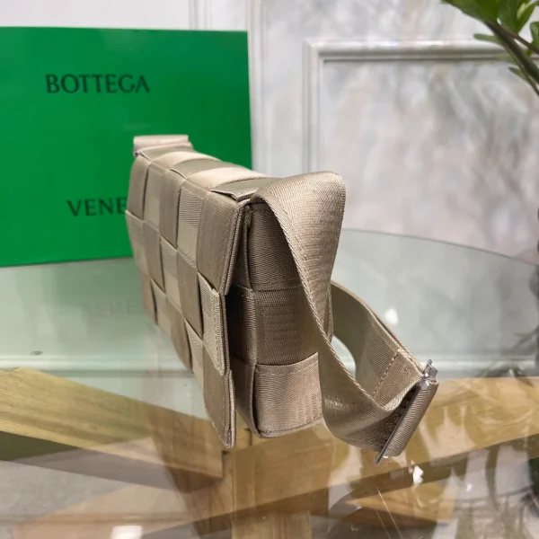 BV Bottega Veneta bag Size: 26x6cm Apricot - Image 18