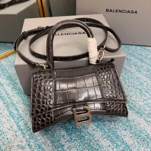 Model: 8896 Size: 19x8x21cm
